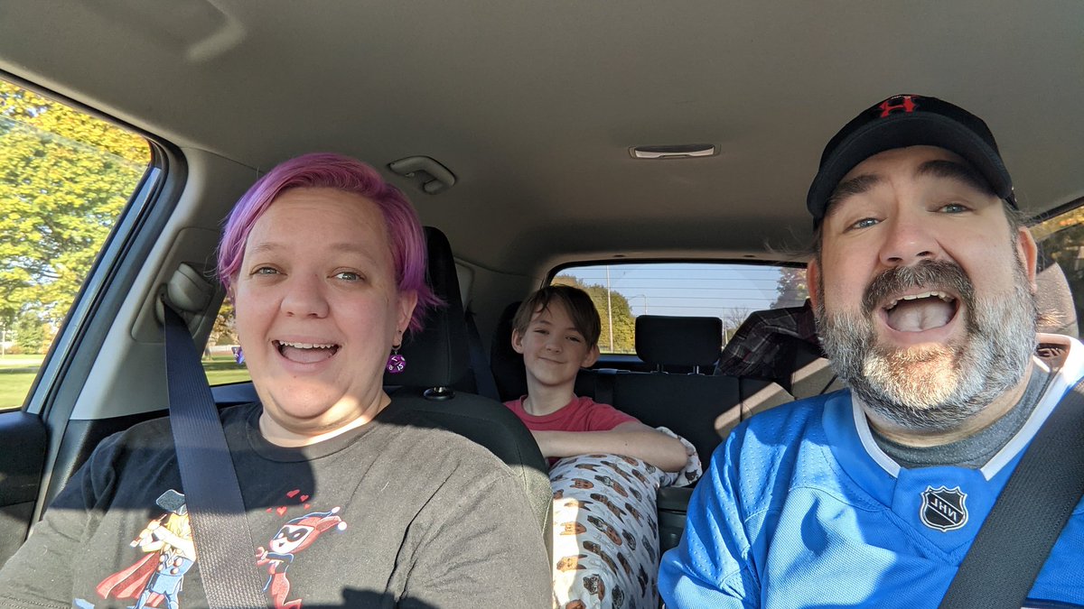 YTSquarePegs's tweet photo. Headed to Milwaukee for #MWGC! https://t.co/5tfiZPooRx