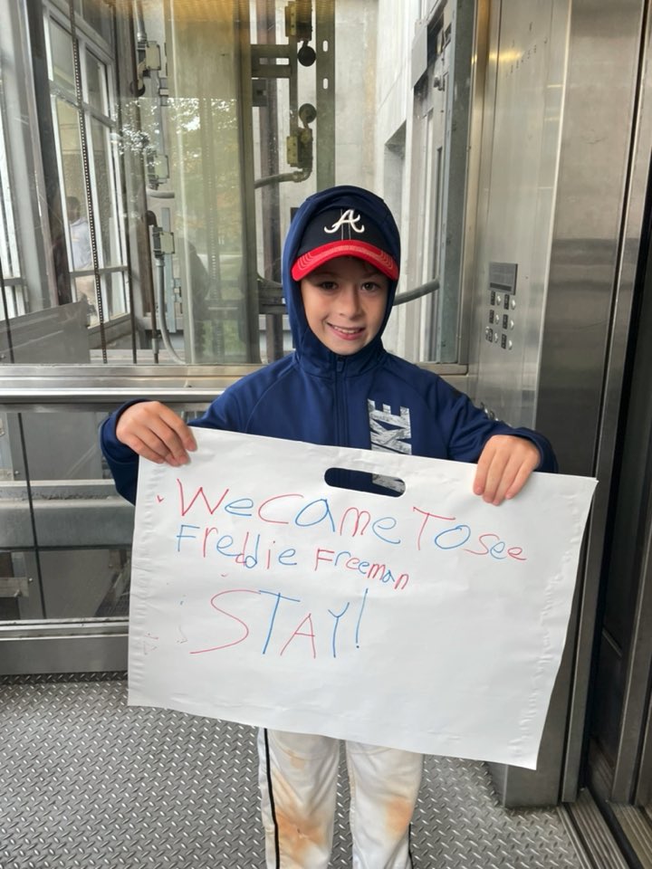 HSE_Matthews's tweet photo. Yes @LieutenantDans7 we need to #signFreddy https://t.co/rtc2CfGz8H