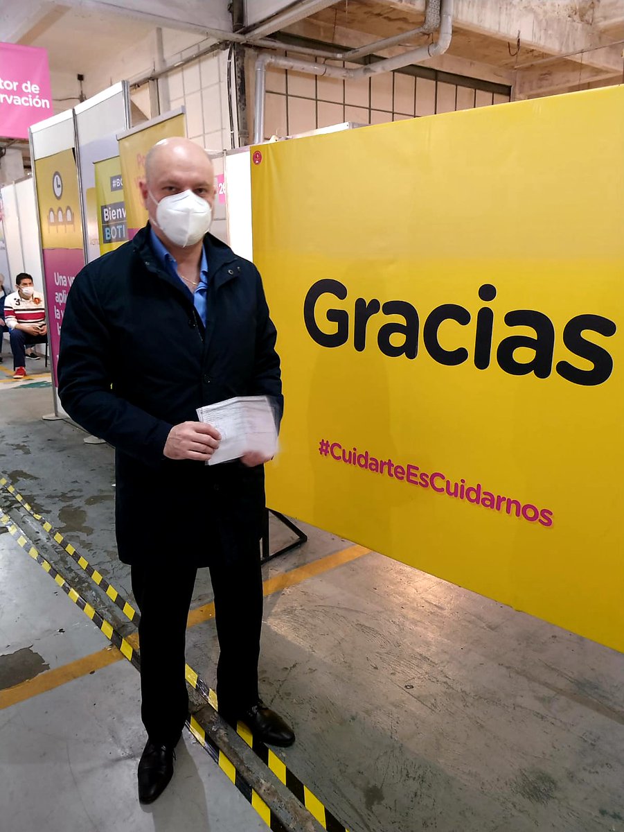 gustavompinero's tweet photo. Hoy 3era dosis con AstraZeneca.
Gracias al Gobierno Nacional, al de la Ciudad y al de las Provincias por cuidarnos y seguir avanzando con el Plan de vacunación más grande de la historia de la República. 
#UnidadNacional
#YoMeVacune
#VacunarteEsCuidarnos
#GRACIAS #ArgentinaUnida https://t.co/q88HY5zJl9
