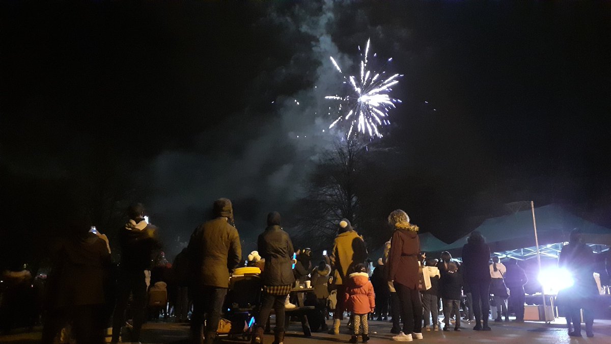 Some say it's the best fireworks display in High Wycombe, and we couldn't agree more! What an amazing display! Thank you to the  Friends of Hamilton and all the parent and staff volunteers for a brilliant evening!
