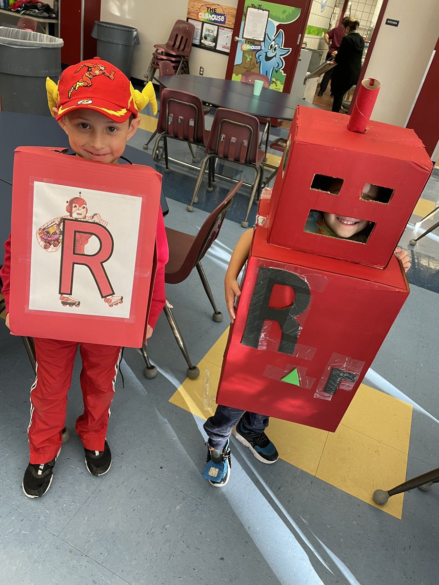 FresEaglesPTA's tweet photo. LetterLand Parade this morning was the absolute cutest EVER!!!! Look at these future Chargers GO!😍😍😍
.
If you have any pictures of your sweetie please share with us!❤️
@FRES117 #ChargerNation #CelebrateKISD #freedomeaglespta #EagleSOAR #Kindergarten #letterland #fres117 https://t.co/E2dHJawNxm