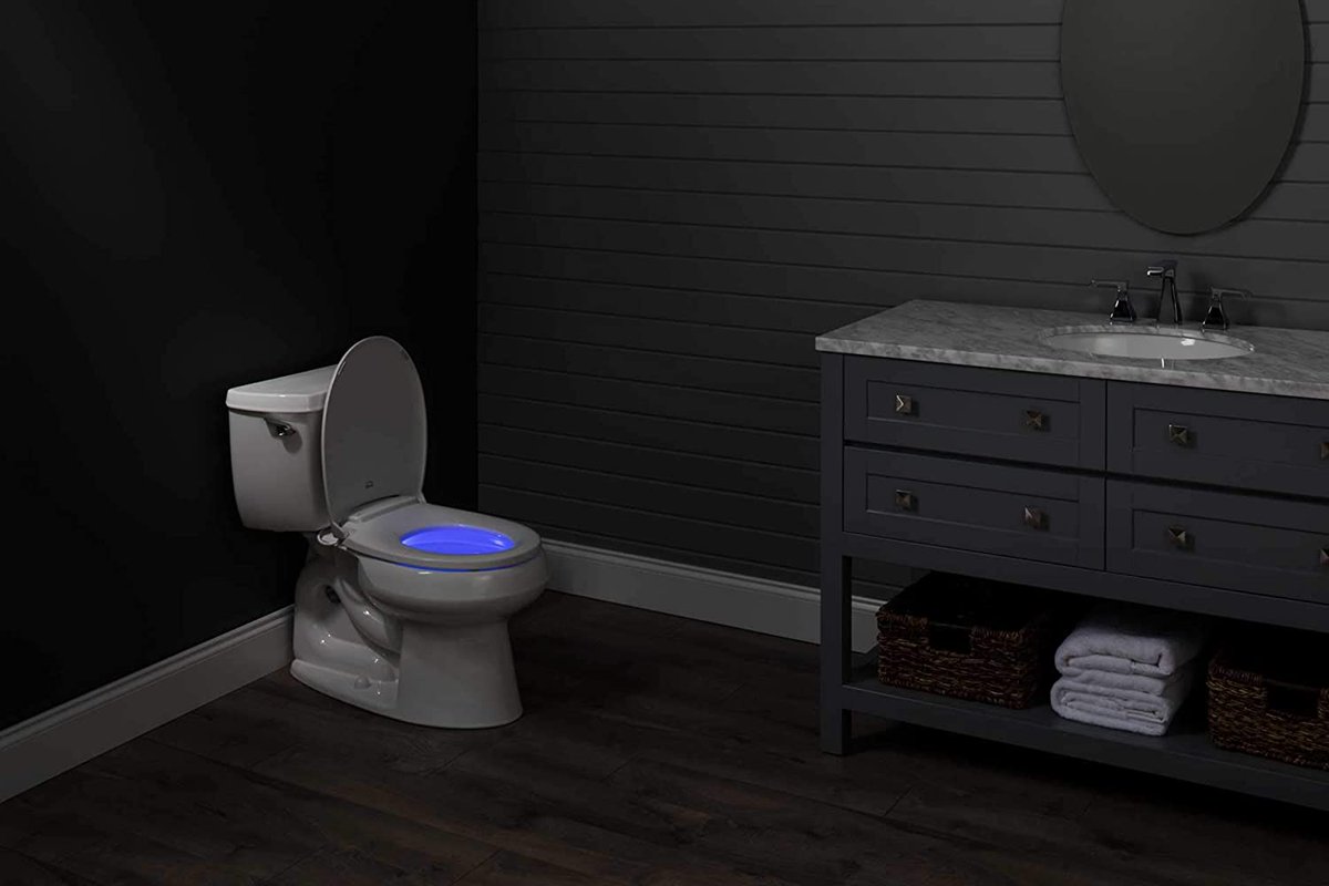 autman123's tweet photo. @Jchawes Man there is only one way to go, and it's the best thing since sliced bread!
The BEMIS Radiance Heated Night Light Toilet Seat will Slow Close and Never Loosen, ELONGATED, Long Lasting Plastic, White, H1900NL 000.
It has been on low since  Dec 19, 2019, and has never failed! https://t.co/hUdeiqIlPf