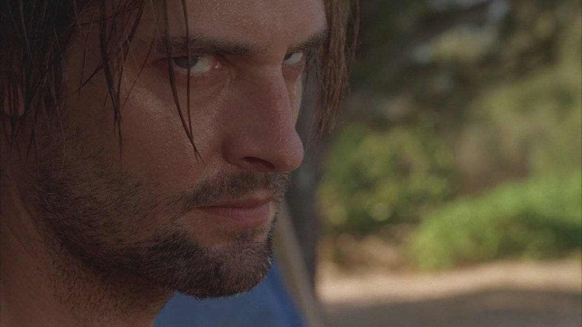celticglasgowz's tweet photo. you know shit is about to go down when sawyer makes this face https://t.co/8sjOjIOBD8
