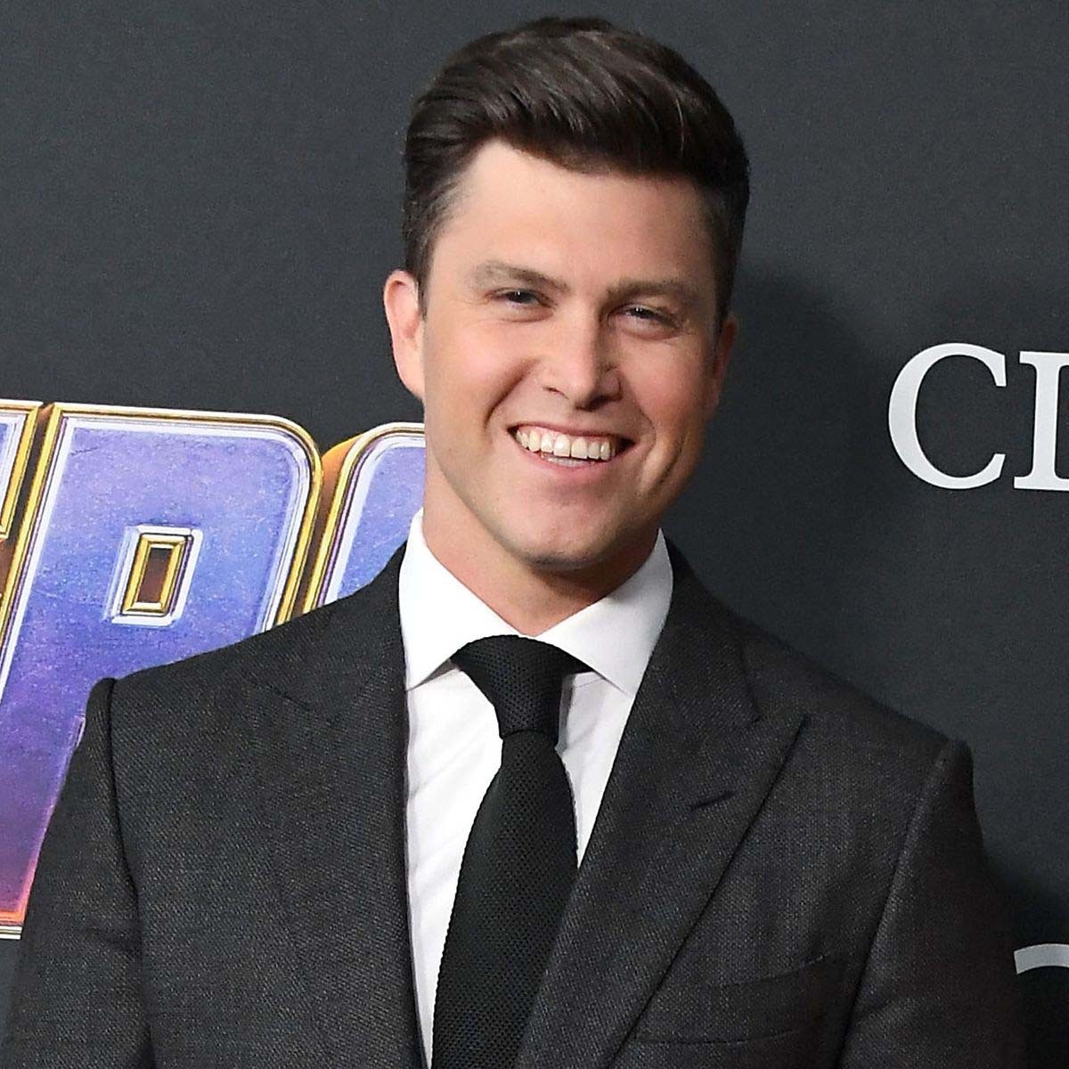 Saturday Night Live head writer Colin Jost wants to part with his longtime bachelor pad. https://t.co/ueODnaUGnW https://t.co/HyC4hnEDBl