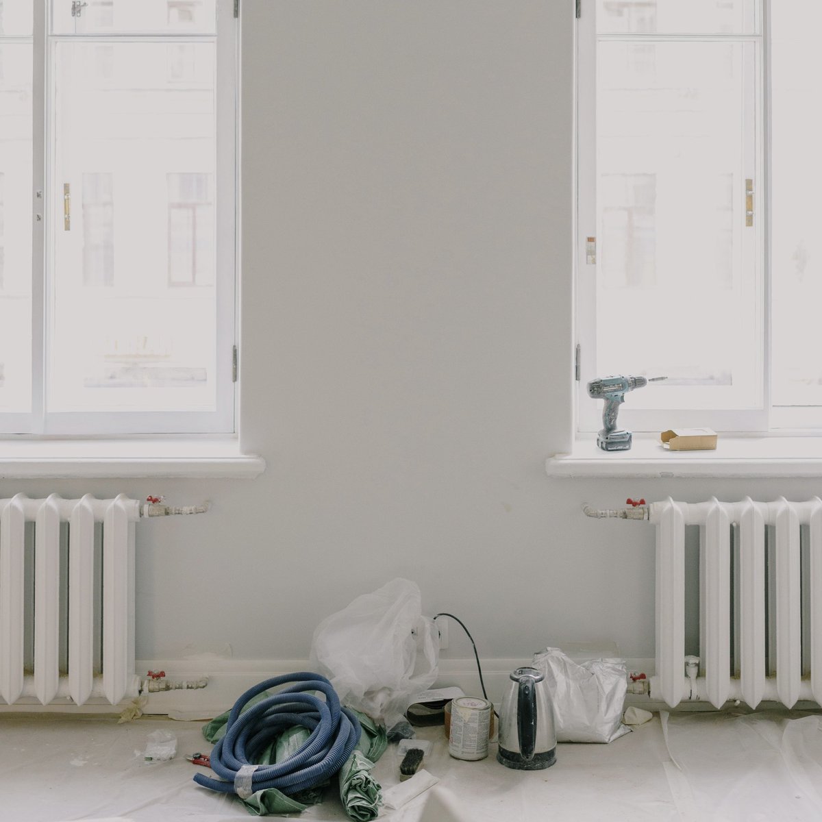 The temperature may be dropping, but ToolBox is here to help keep you warm with reliable #renovations on homes and businesses.

Learn more about ToolBox and how you can join our public beta: tinyurl.com/ToolBox-Beta 

#TheToolBoxApp #HomeRenovation #HomeImprovement #Vancouver