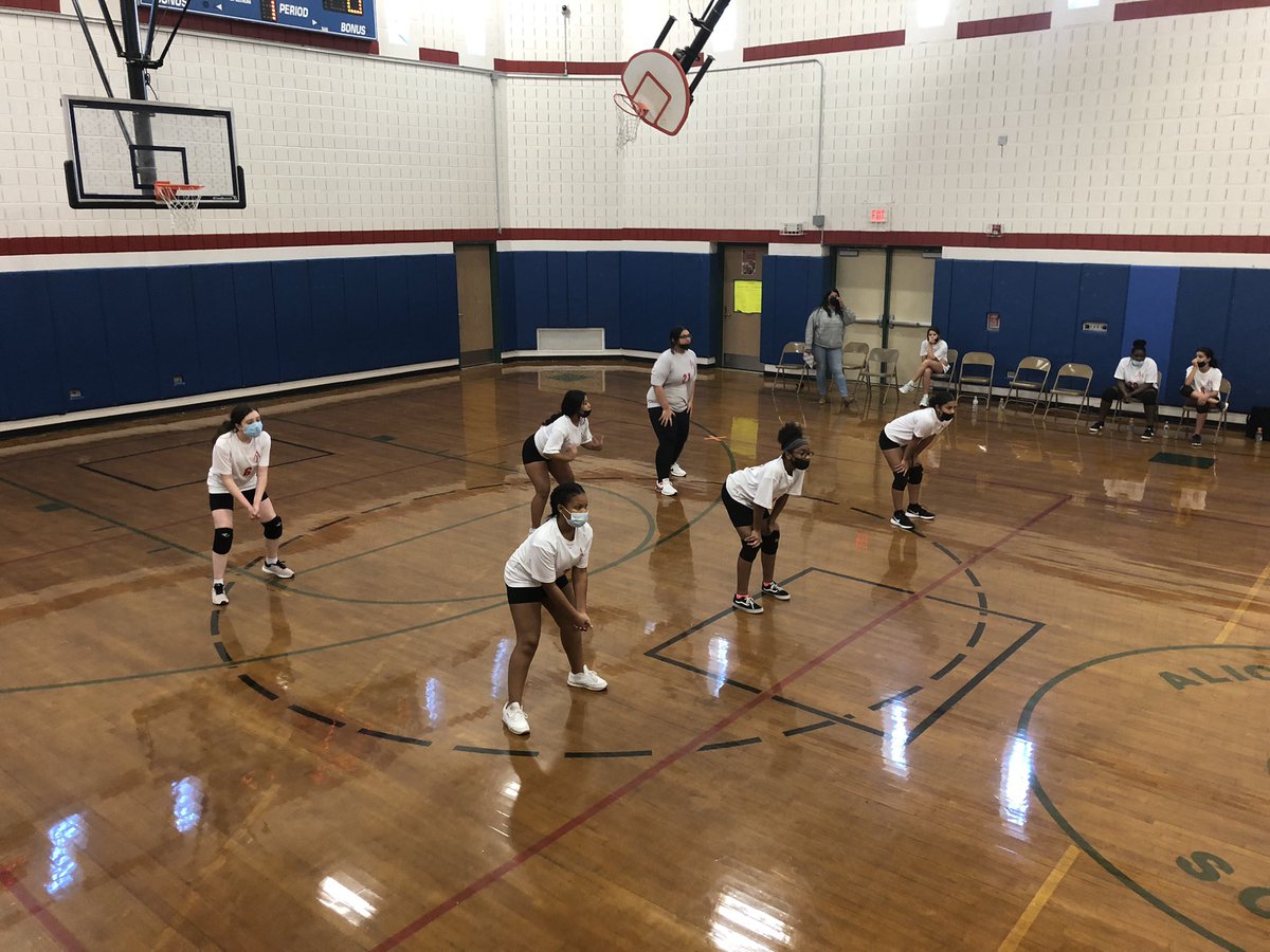 RedRaiderAD's tweet photo. Final Modified Volleyball Red/White Scrimmage of the year @sciteach33 @Amandafucci1 @hamiltonhs #AHVolleyball #ModSquads https://t.co/Fms2Im5IBi