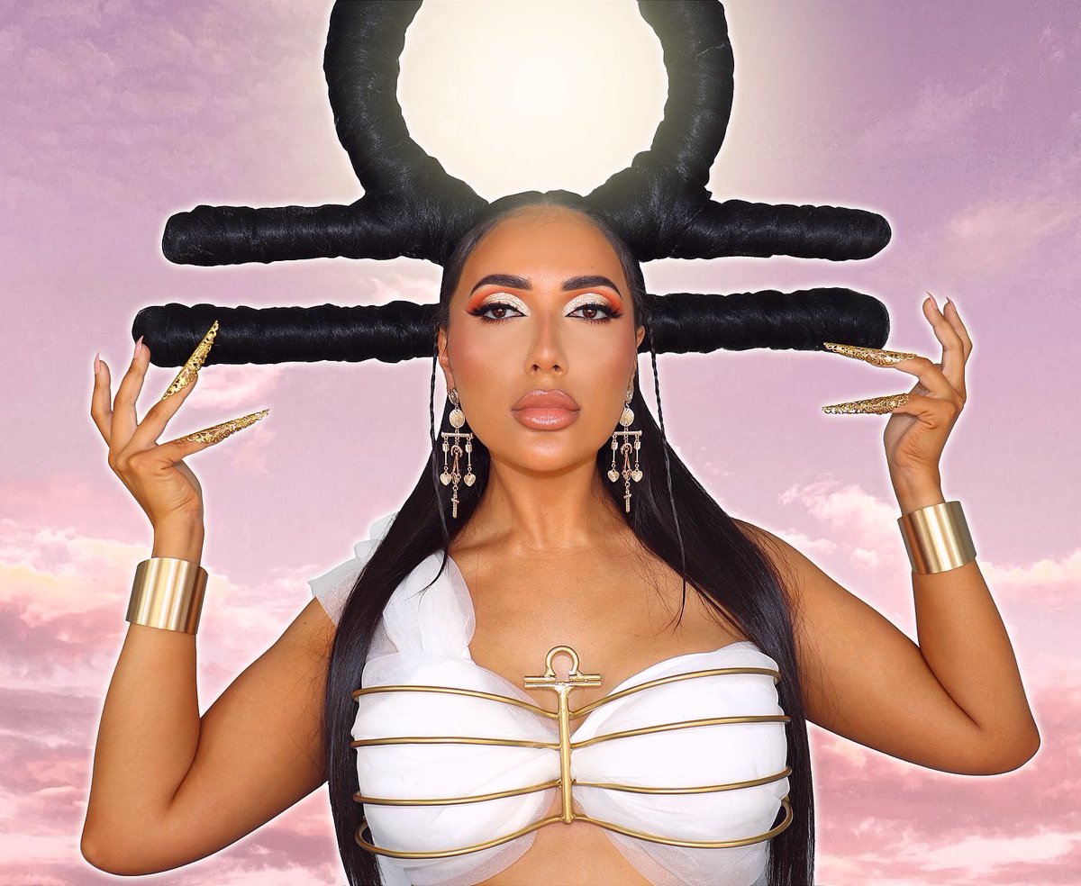 MichelleTeeken's tweet photo. @DojaCat Hey Doja, I recreated your Libra look from “You Right” ♎️ Would be amazing if you saw 🥺

https://t.co/HkONY0n5wB https://t.co/k18j0WFhgY