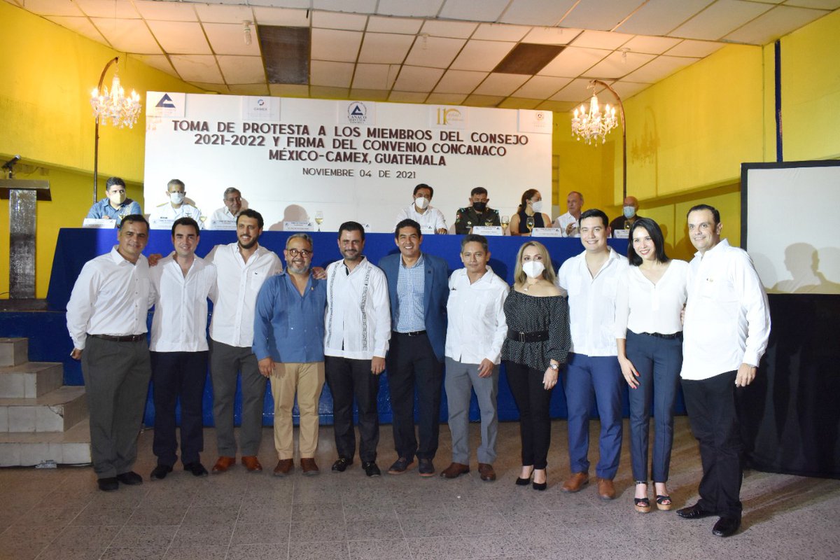 Héctor Tejada, Presidente de Concanaco, participó en la Toma de Protesta del Consejo Directivo de la Canaco Tapachula. Felicitamos a Hernán Betanzos, Presidente de la Cámara y los integrantes de su Consejo.