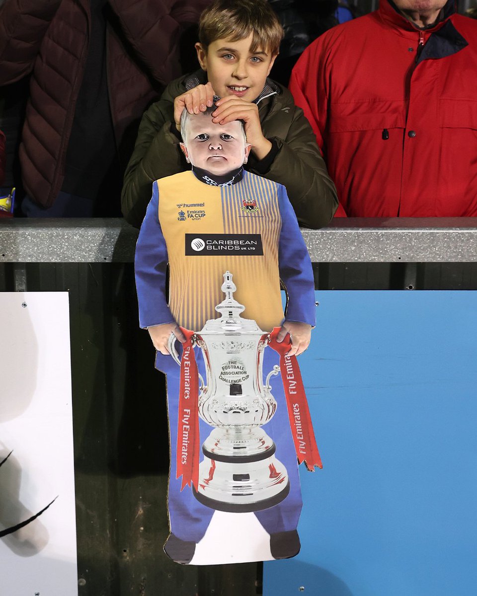 Who knew Hasbulla was an <a href="/AFCSudbury/">AFC Sudbury</a> fan? 😂