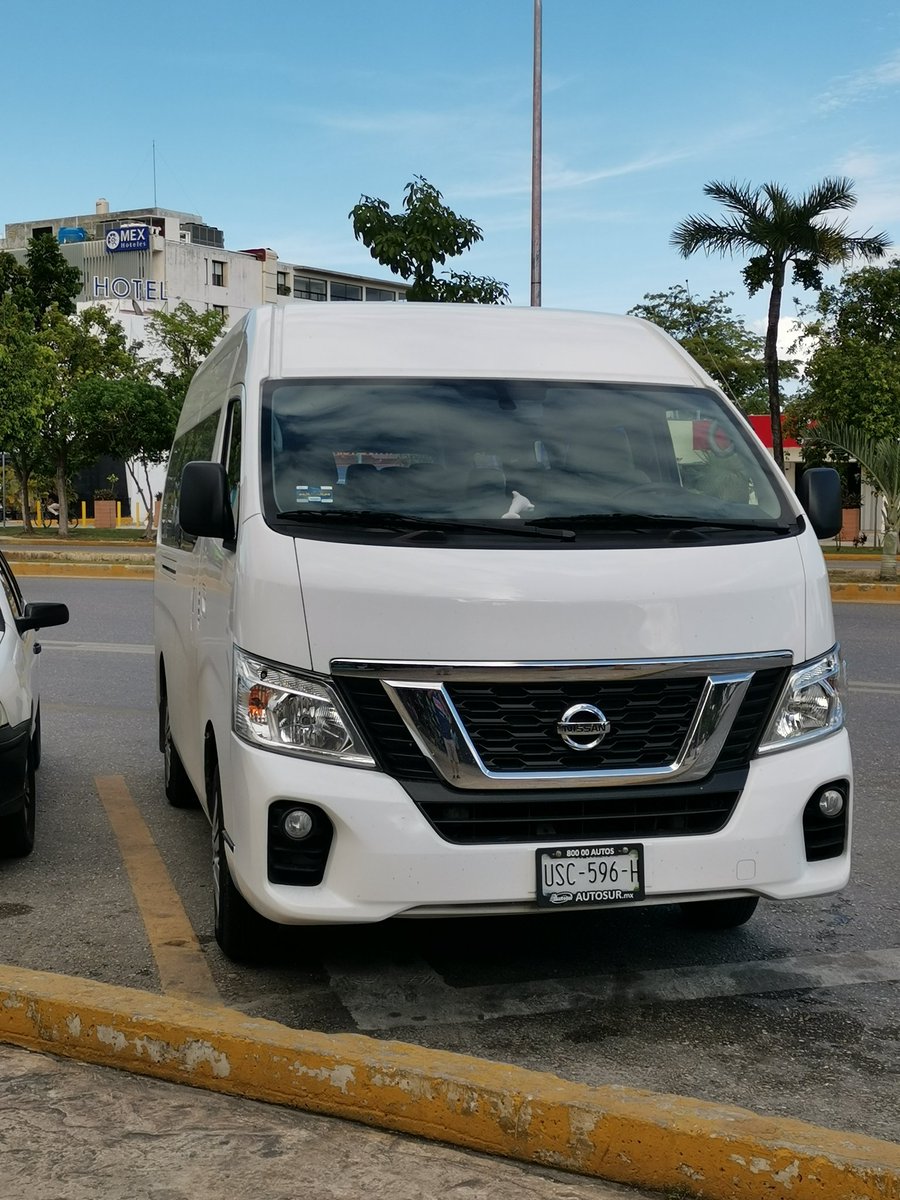 VigiaCiudadano7's tweet photo. Siguen los de @TransitoBJ asignados a Palacio haciendo malas prácticas ya denunciadas anteriormente.
Retiran placas y no ponen la infracción correspondiente.
@AytoCancun @MaraLezama @ContraloriaCun @FGEQuintanaRoo @Noticaribe @NCCANCUN https://t.co/OAW3n24Bzu