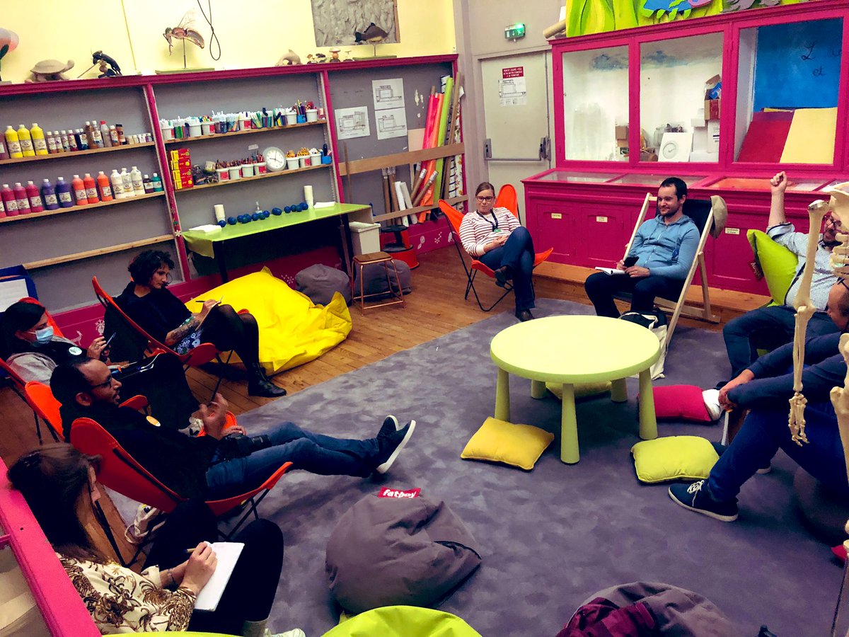 <a href="/Luciole_Musee/">Luciole</a> <a href="/RMM_Rouen/">RMM Rouen</a> Petit point facilitateur pour préparer au mieux la journée de demain 🦄 

Le temps passe si vite en bonne compagnie 🥰

#EffetMiroir #museomix #museomixrouen <a href="/RMM_Rouen/">RMM Rouen</a>