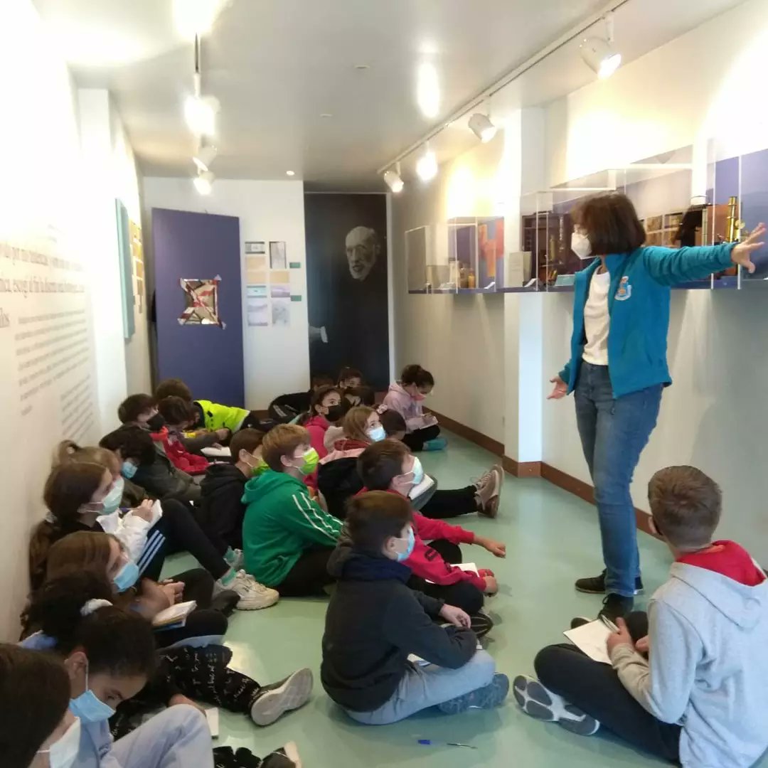 salesianosHUESC's tweet image. 6EP han tenido una jornada de convivencia en la localidad de Ayerbe. Han visitado la Ermita de San Miguel y han aprendido mucho en el Centro de Interpretación de Ramón y Cajal.
#excursionesmolonas
#ramonycajal 
#ayerbe