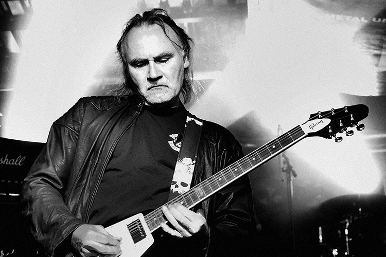 GastonRiosMetal's tweet photo. #Hoy 5/11 cumple 63 años #michaeldenner ex #mercyfulfate #kingdiamond #denner/sherman actual DENNER'S INFERNO. #HeavyMetal https://t.co/PpME3Jlr4J