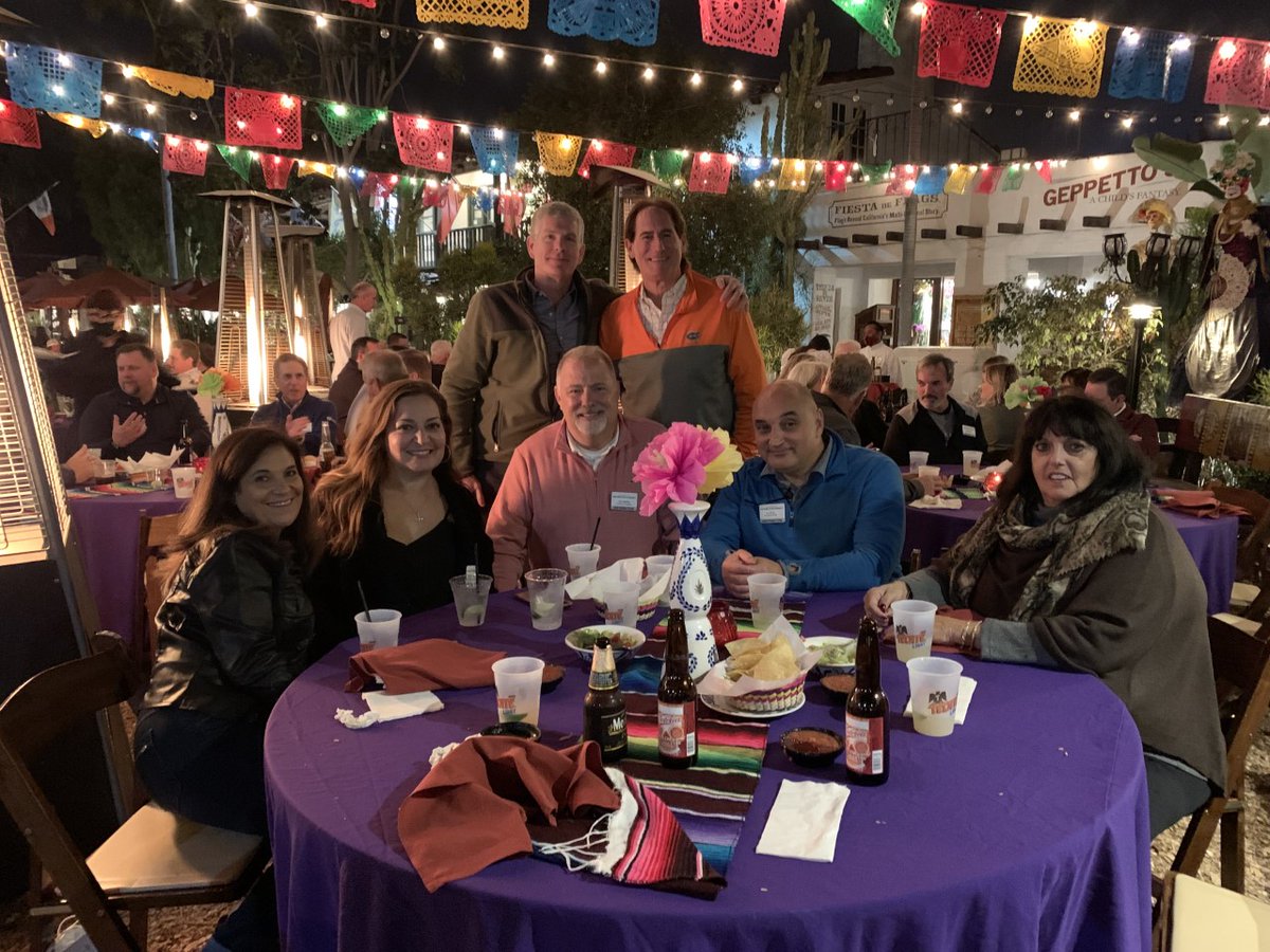 GoPrintAndPromo's tweet photo. We had such a great time at the San Diego Distributor Connect event! After the 1:1 meetings, the group headed over to dinner at @FiestaDeReyes. Check out some of the highlights from yesterday below.

We’re already looking forward to the next event!

#Print #PromoProducts https://t.co/ulW7JjL1of