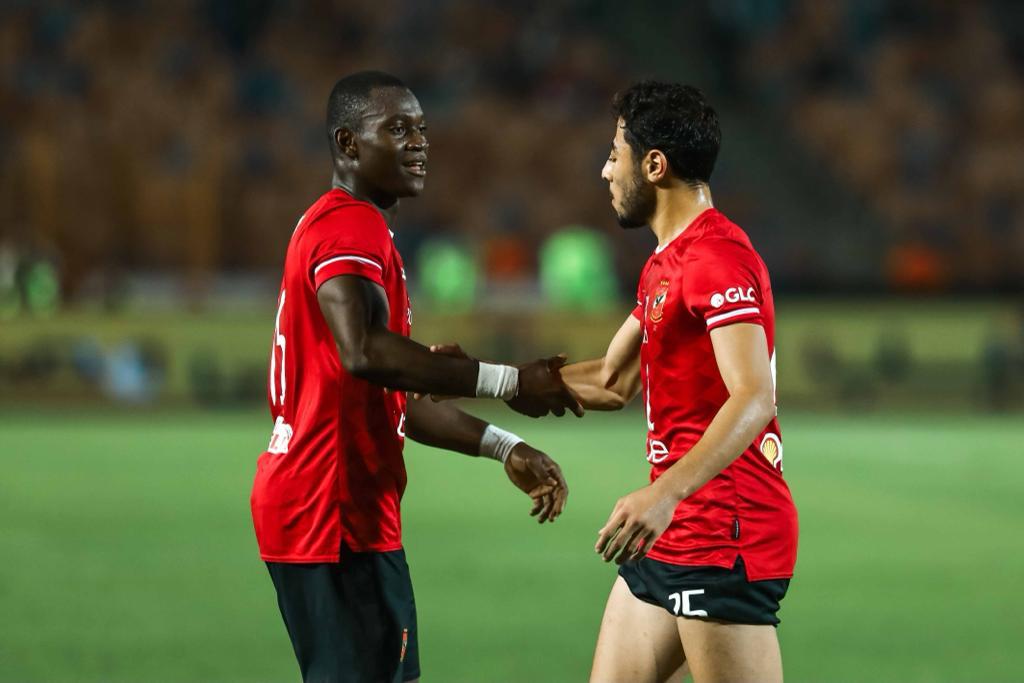 AlAhlyEnglish's tweet photo. @Twitter we can tweet only four photos .. Can we add an extra one just for tonight 🤔 

#YallaYaAhly https://t.co/9QBn2EPJMq