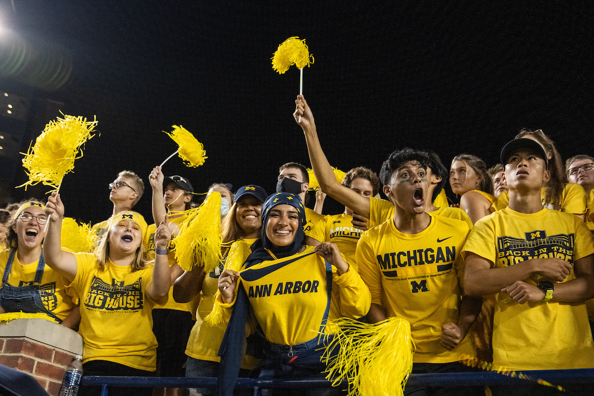 UMichFootball's tweet photo. We'll see you tomorrow. 〽

#GoBlue https://t.co/foLIEEavsS