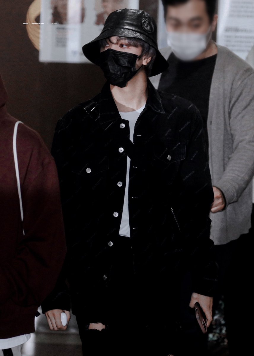 จะปีไหน ก็หล่อชิบหายอยู่ดีอะ
