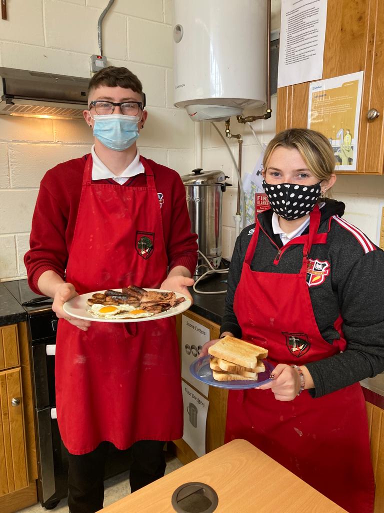SMESecondary's tweet photo. We were all cracking up with some eggcellent International Egg dishes cooked up by our amazing 5th Year Home Ec students!! 🥚🥚🥚@offalylocalnews #eggday #Eggtraordinary #EggSquisite
#Eggceptional https://t.co/JD5hra3pjO