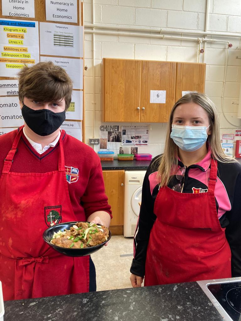 SMESecondary's tweet photo. We were all cracking up with some eggcellent International Egg dishes cooked up by our amazing 5th Year Home Ec students!! 🥚🥚🥚@offalylocalnews #eggday #Eggtraordinary #EggSquisite
#Eggceptional https://t.co/JD5hra3pjO