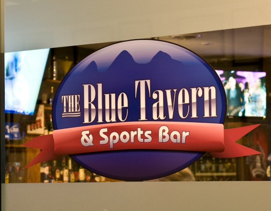 Blue_RidgeCafe's tweet photo. You're looking at your Friday Night Plans! 👀🍴 TAG a friend to join you!
-
Place your order online at https://t.co/Hmi9xBQ1F4
Indoor and Outdoor Full-Service Dining available!
. 
.
. 
. 
#VA #ruckersvilleVA #blueridgecafencateringco #foodie #food #catering #VAcatering #VAFoodie https://t.co/NfFLnET3Tx