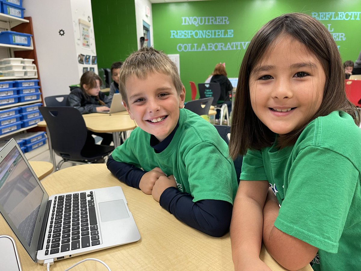 Amy__Torre's tweet photo. Love that what our students learn from https://t.co/y26VOeEZ41 isn’t isolated to just computer science. Our second graders are learning so much about perseverance and collaboration through pair programming @TeachCode  @GulfHighlandsES https://t.co/GwRXWW8zTx