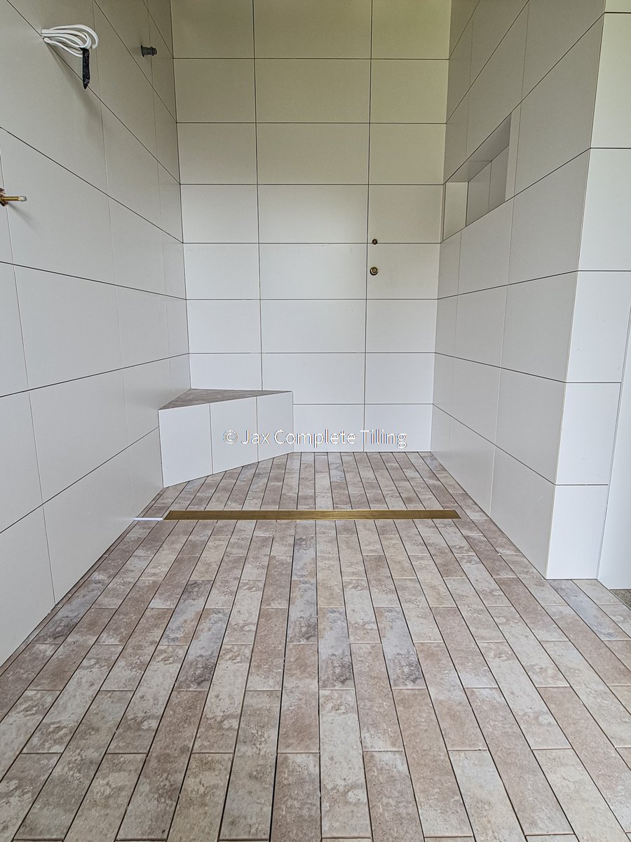 jaxtiling's tweet photo. Tiler Penrith
Ensuite tiling complete. Photos taken with no grout for clearer detail. https://t.co/omux5pDab7