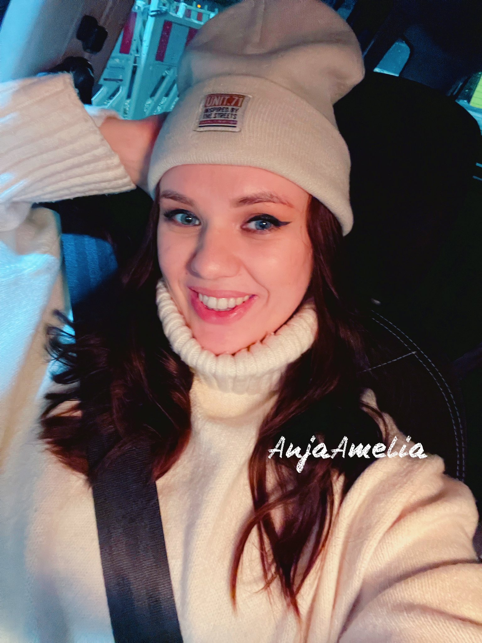 TW Pornstars - Anja Amelia. Twitter. Mal in Klamotten 😂 Ich wünsche