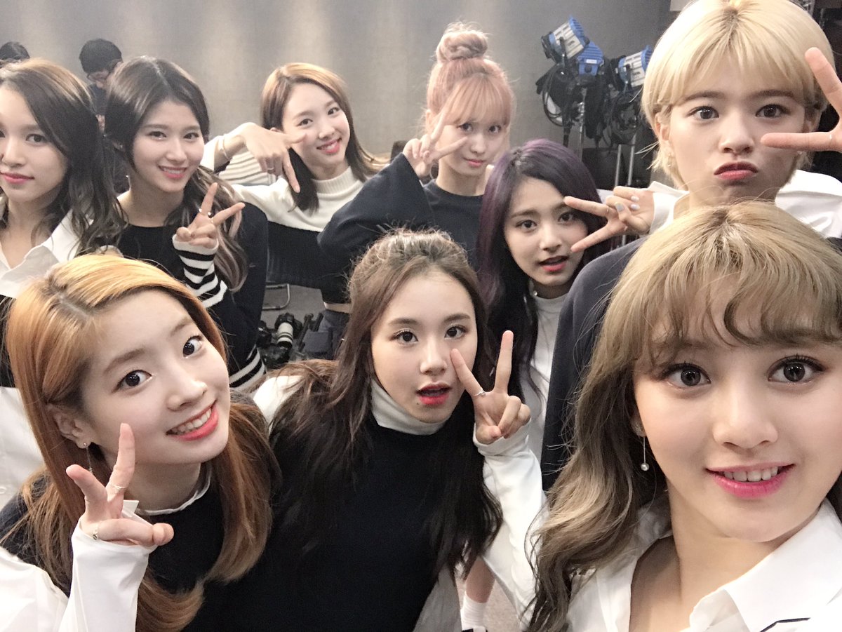 TWIVETW's tweet photo. ㅤ ㅤ◜⠀.⠀NEW  ⠀ 📱゛  ⌗𝗧𝗪𝗜𝗩𝗘 ⠀ —⠀  update    いㅤ¸  music ㅤ﹏ ㅤbank ⠀ ㇁⠀ 𝘀͟𝘁͟𝗮͟𝗿͟𝗱͟𝘂͟𝘀͟𝘁   ︎ ︎ 𐑥⠀⠀photos https://t.co/ieVBKp8WrW