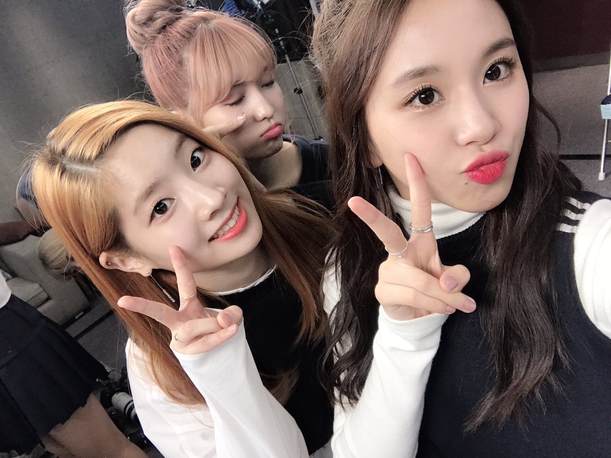 TWIVETW's tweet photo. ㅤ ㅤ◜⠀.⠀NEW  ⠀ 📱゛  ⌗𝗧𝗪𝗜𝗩𝗘 ⠀ —⠀  update    いㅤ¸  music ㅤ﹏ ㅤbank ⠀ ㇁⠀ 𝘀͟𝘁͟𝗮͟𝗿͟𝗱͟𝘂͟𝘀͟𝘁   ︎ ︎ 𐑥⠀⠀photos https://t.co/ieVBKp8WrW
