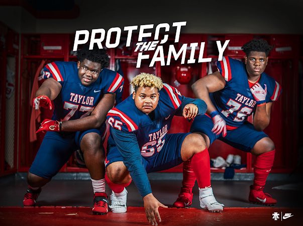 AliefTaylor_FB's tweet photo. GAME DAY‼️
Our Roaring Lions take on Alvin! HUGE game with playoff implications. 

Location: Crump Stadium 
Time: 7PM 

Presale Tickets:

https://t.co/uxI9PS3yfp https://t.co/xT9DzMwX9h