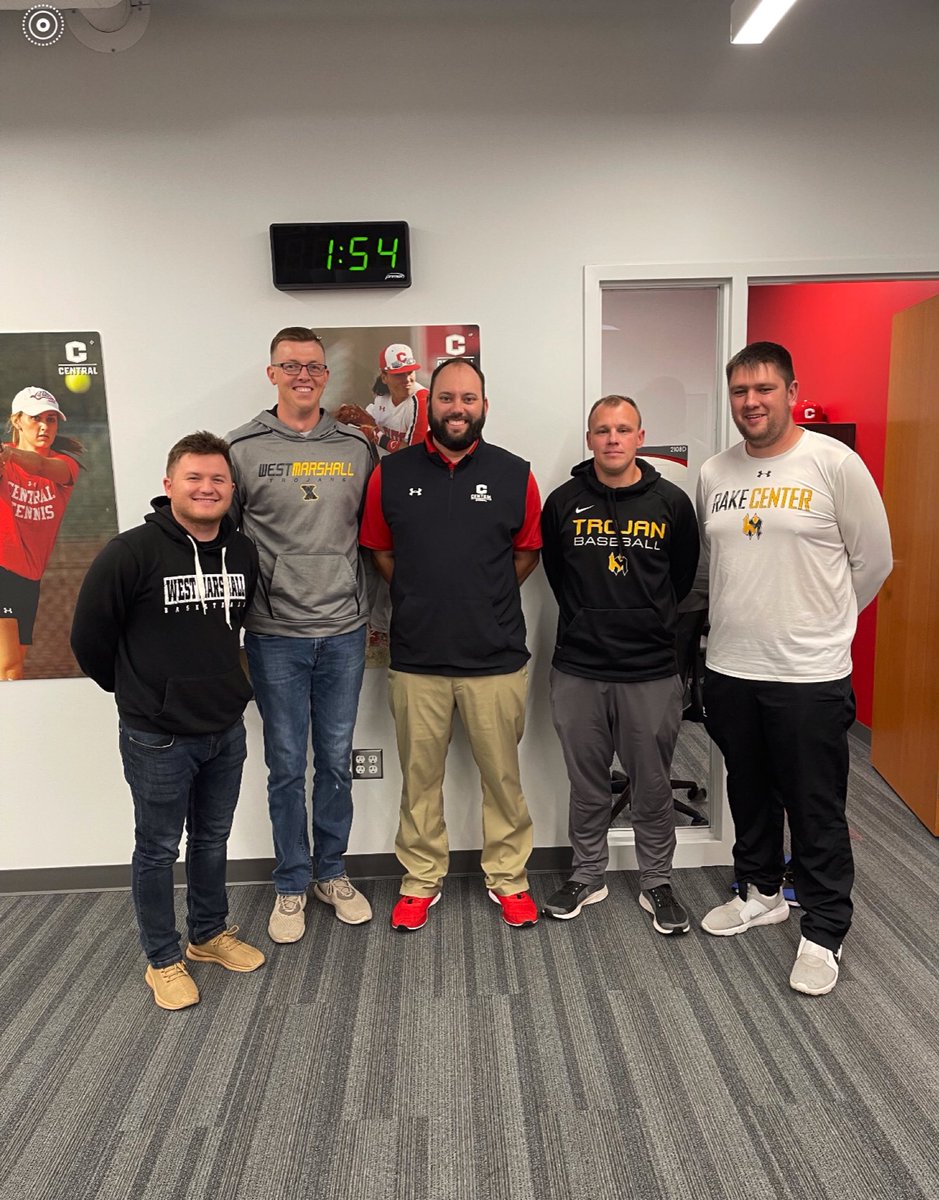 WM__Baseball's tweet photo. Spent an excellent day with Coach Klunder and the staff at @DutchBaseball ; foundation of something special being built there one day at a time https://t.co/IONi6E8PF6