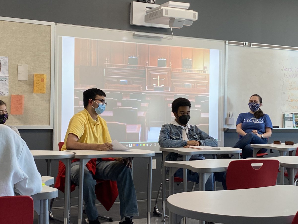 lizmchapman's tweet photo. What a way to close out the week! I loved getting to watch a colleague’s Frankenstein-inspired trial @BellaireHigh! #BHSlearns https://t.co/wYXFDr0sZd