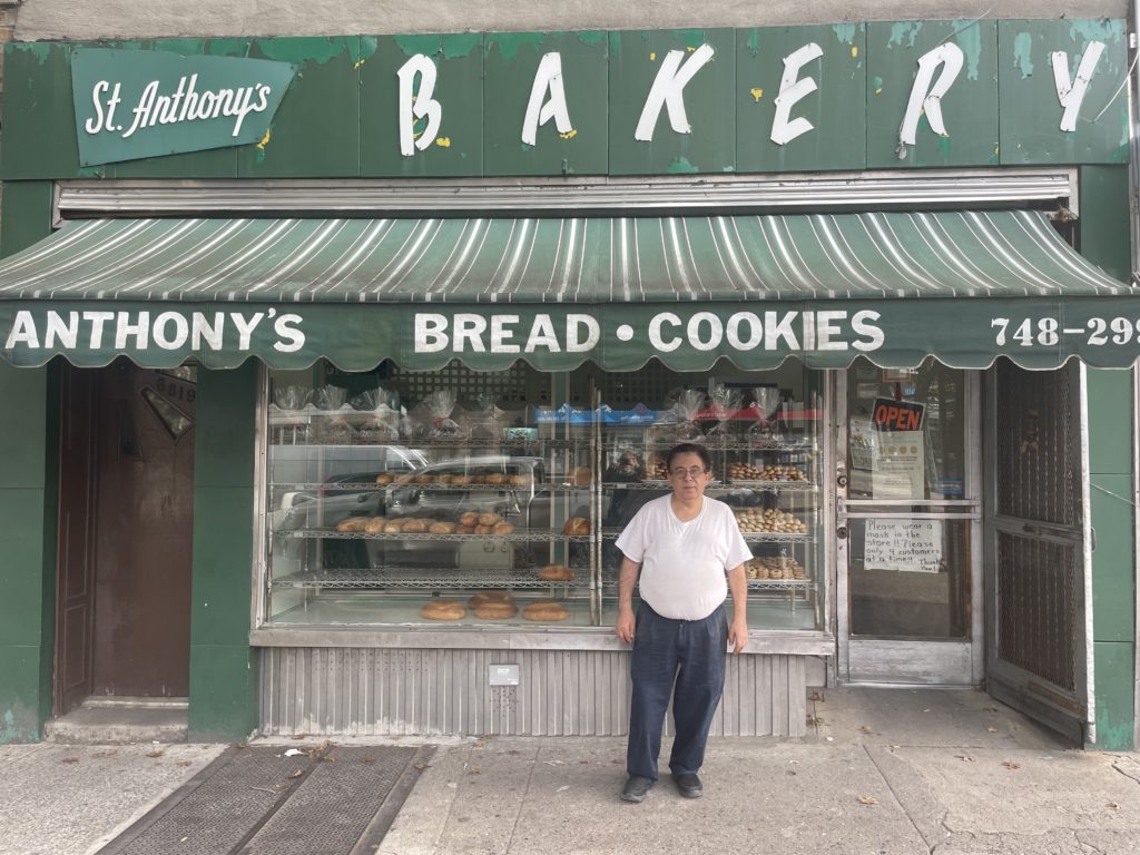bkreporter's tweet photo. Owner of St. Anthony’s Bakery reflects on its history and closing, set for Dec. 5
https://t.co/0xlEOAxKTN https://t.co/K4rMry7AOl