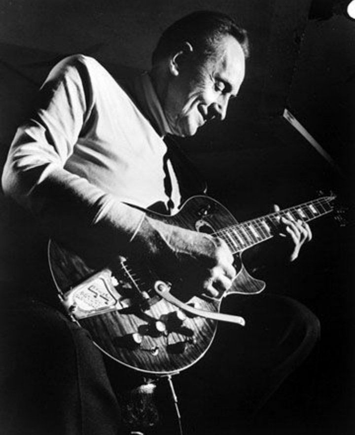 LuisMon88441621's tweet photo. Les Paul https://t.co/aU9yJqXgyh