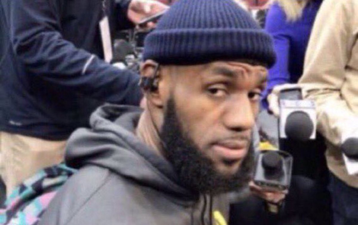 Would the “GOAT“ not follow Covid protocols?🤨🤨🤨(Mid)rogers