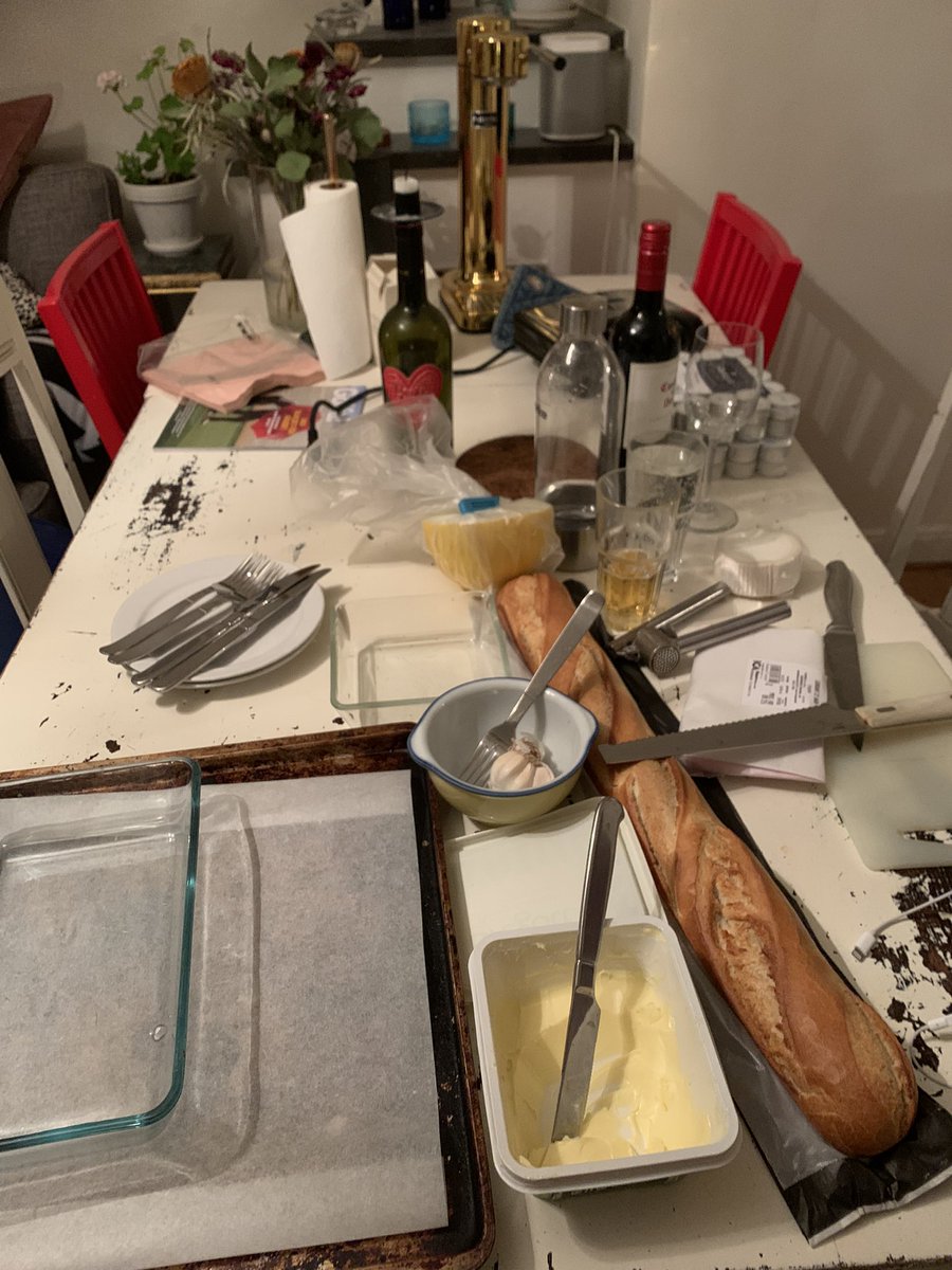 KatarinaLgren's tweet photo. Ikväll har jag ”lagat” maten: 😋😊
#före #efter https://t.co/RjDa9u0p4D