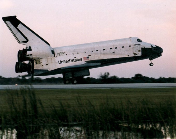 STS-73 landing at KSC
