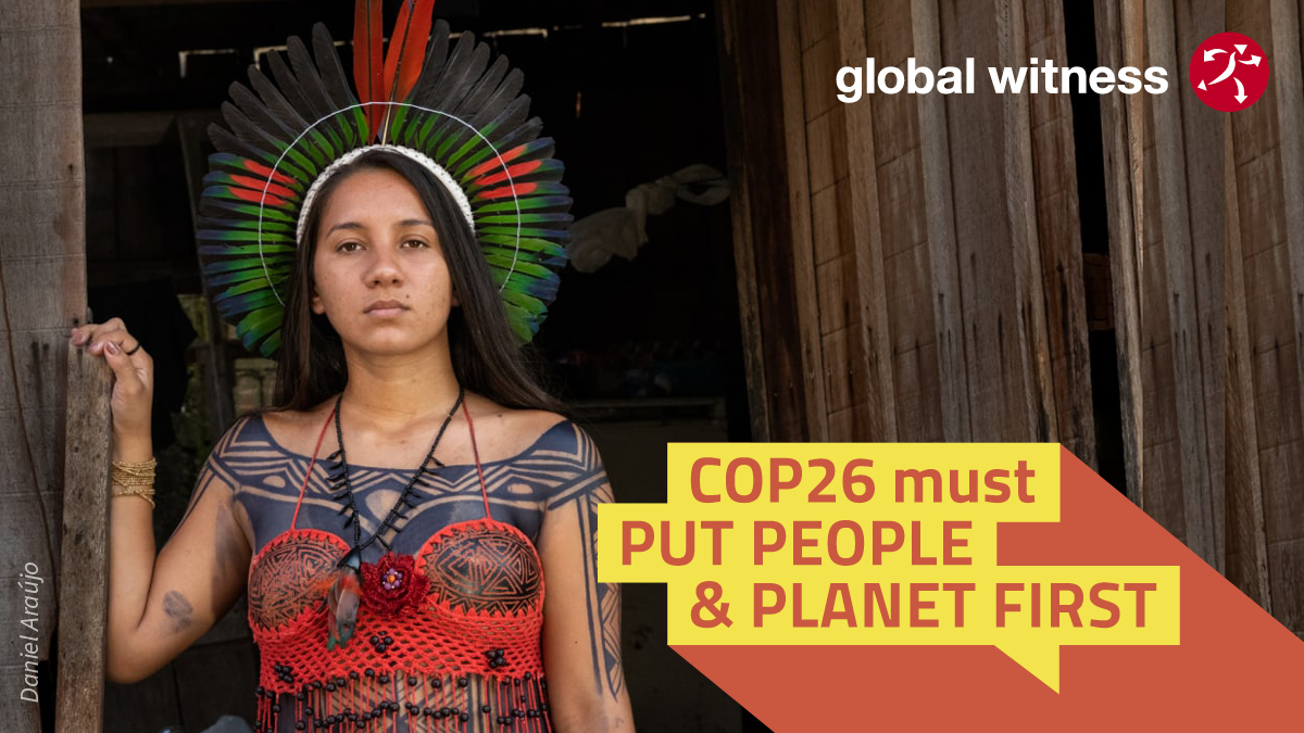 Global_Witness's tweet photo. One week down, @COP26. 

Our 👀 are still on leaders across the globe who MUST prioritise the voices of #EnvironmentDefenders and those most affected by the #ClimateCrisis. 

It's time to put people and planet first #COP26. 

Like and RT! https://t.co/INYL6oHHtG
