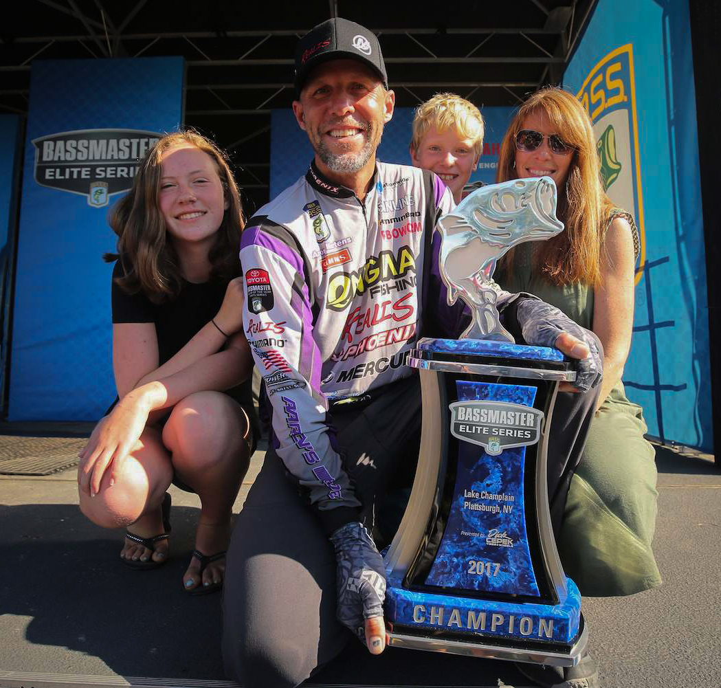 The world has lost an amazing angler, inspiration, mentor, and downright great human being. We would like to extend our love to the Martens family during this emotional time. #AaronMartens

RIP Aaron Martens