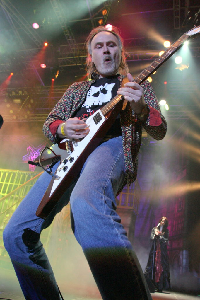 NoClass_Radio's tweet photo. 05 de noviembre de 1958. Nace Michael Denner en Copenhague, Dinamarca. Es un guitarrista parte del dúo Denner / Shermann con Hank Shermann. Denner fue miembro de Mercyful Fate y King Diamond, entre otros #MichaelDenner #DennerShermann https://t.co/w6QVwSePOG