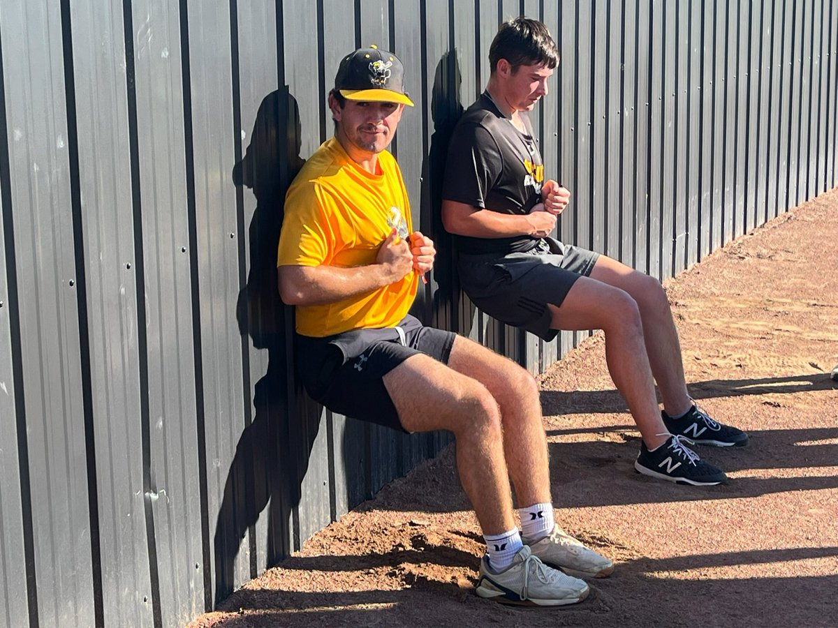 cloudbaseball's tweet photo. Wall-Sit to failure to finish the week.

1- Kolden Howerton 1:01:01
2- Eric Foufoulas 1:01:00
3- Tom Poole 1:00:55

These three held a wall sit for an hour. https://t.co/nPw25SgT7X