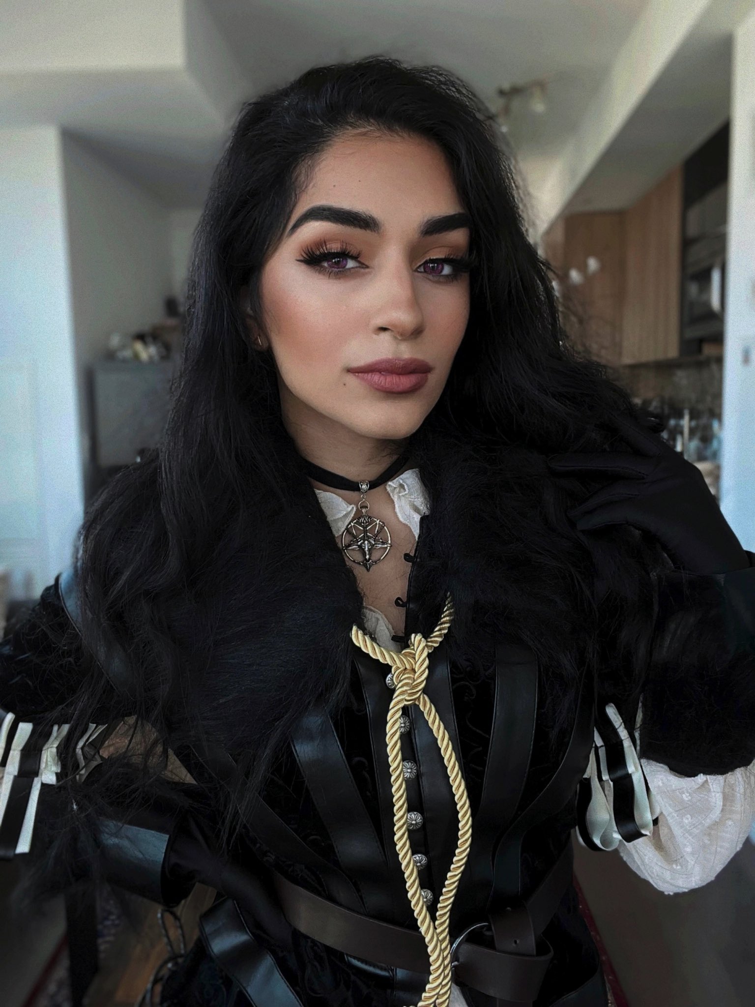 saira on Twitter "i’m a sorceress, not a village herbalist 🖤🌿 https