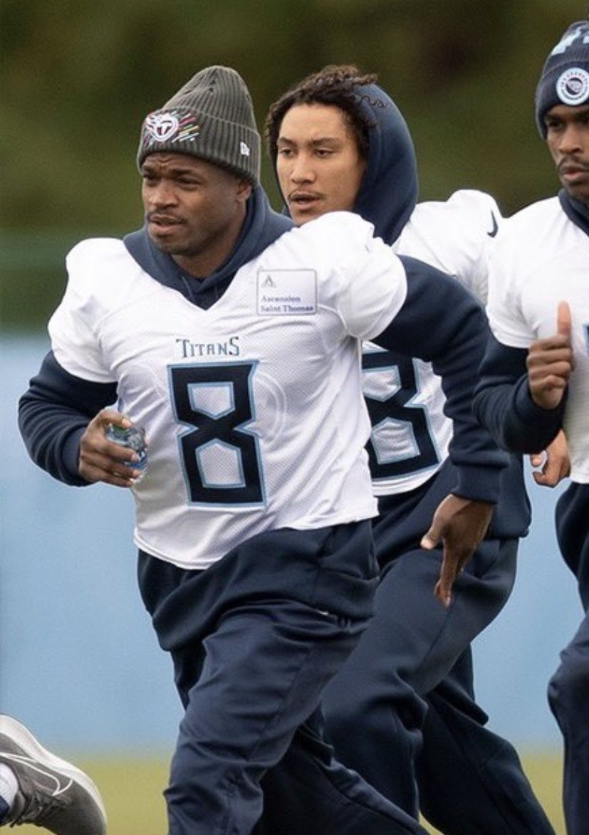 Super70sSports's tweet photo. Nothing says “we’re still in this” like your new 78-year-old running back working out with a pinch of tobacco in his mouth. https://t.co/XmnfVXntPF