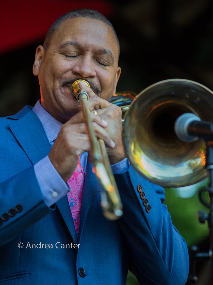 bostonsounds's tweet photo. @NOLA #jazz #swings with #glory #soul #concert @CityWineryBOS @Delfeayo #trombone @marcustrickland #Saxophones @irussellhall #bass #DavisWhitfield #piano #JeffTainWatts #drums. Their "Lost In The Crescent" #spirited #grooving #JazzParty. #MusicReview: https://t.co/RerRQXEhkR https://t.co/joYeBOBzyY