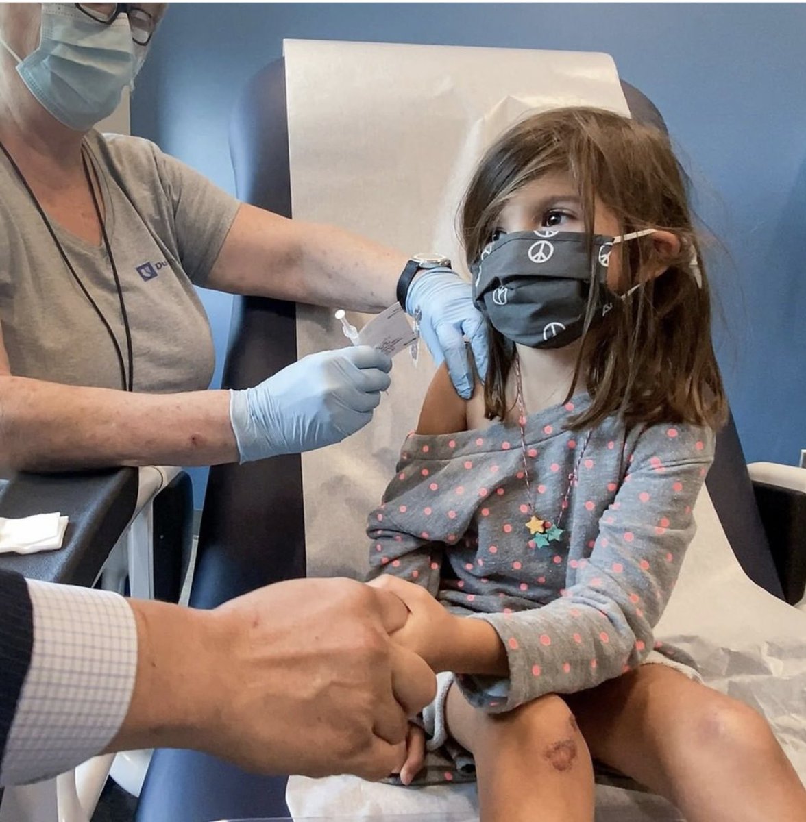 IACTaustin's tweet photo. The Centers for Disease Control and Prevention endorsed pediatric doses of the Pfizer-BioNTech coronavirus vaccine for children ages 5–11
#covidvaccine #atx #pfizer #covid19vaccine #civicengagement   #protection #vaccinesforchildren #vaccinatekids #covidvaccine https://t.co/pRMTZPuCKo