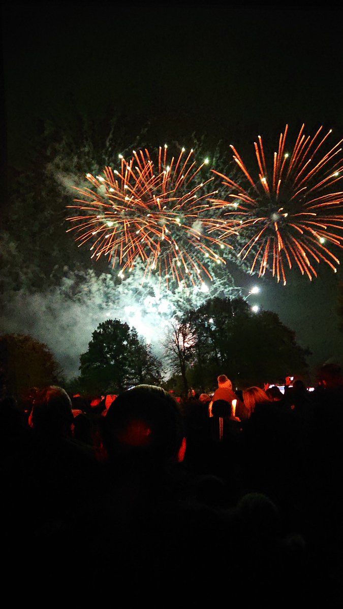 Linzi Smith ≅ tweet media