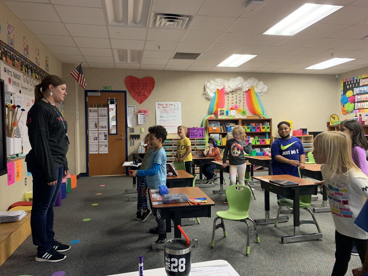 “Teacher Says”  had an upgrade with our special guest our Vice Principal today <a href="/hpineroEDU/">Heather Piñero</a> <a href="/McClureMarshals/">McClure Marshals</a> <a href="/McClure1st/">McClure1st</a> #mccluremarshals