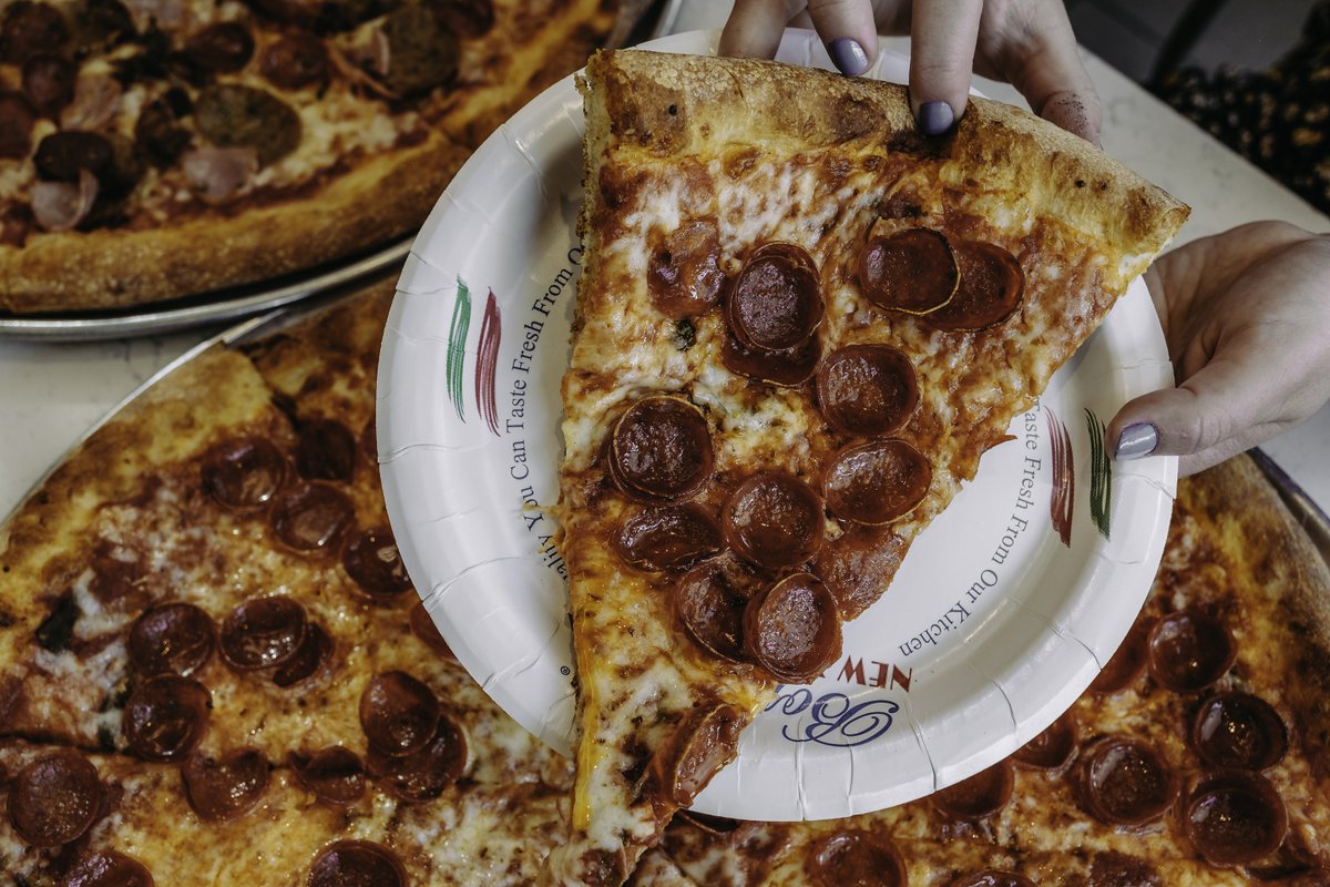 Bonanno's New York Pizza Kitchen will celebrate the opening of its new location at 7090 W. Craig Road in North Las Vegas at 11 a.m. Saturday by giving $500 gift cards to the first 100 guests. They'll also have $1 pizza slices (one per person) and half-off whole pies. #RJnow