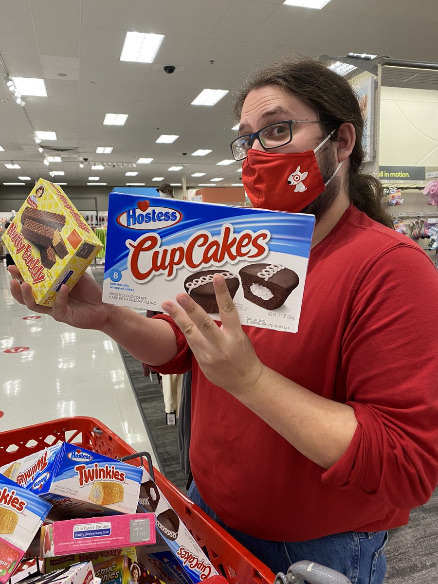 Across9_10's tweet photo. Last week’s #breakroomboss at #T1278 was Zee. They were super excited to be recognized for their great efforts in fulfillment. We appreciate you Zee!
#r100cares https://t.co/3tNJlrDFpA
