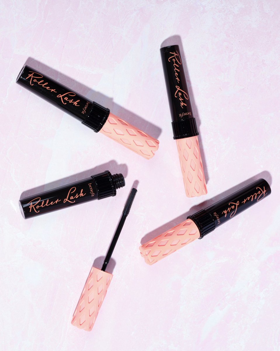 BenefitBeauty's tweet photo. The mascara we'll be using all weekend long π #rollerlash https://t.co/if2CHIY0Mm